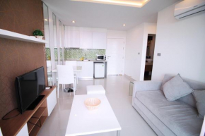 Гостиница Amazon Residence by Pattaya Sunny Rentals  Ампхое Бангламунг